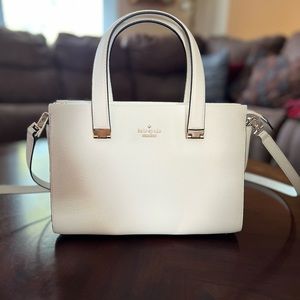 White Kate Spade Purse / Crossbody, Shoulder, or Handbag